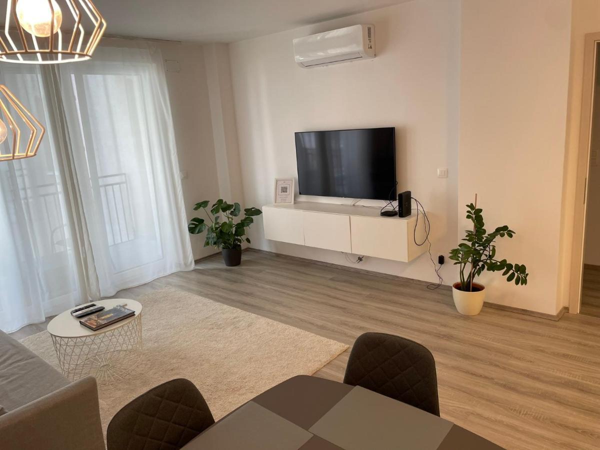 West Budapest-Edge Of Downtown-Free Parking Экстерьер фото