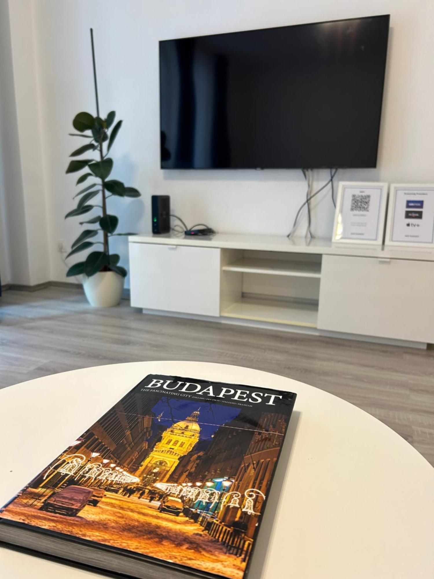 West Budapest-Edge Of Downtown-Free Parking Экстерьер фото